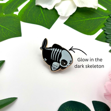 Load image into Gallery viewer, Megaladon Pin
